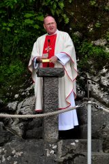 2011 Lourdes Pilgrimage - Grotto Mass (36/103)